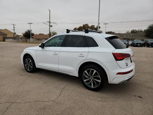 2023 Audi Q5 45 S line quattro Premium