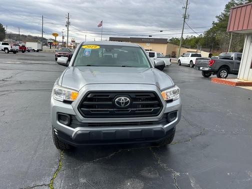 2019 Toyota Tacoma SR