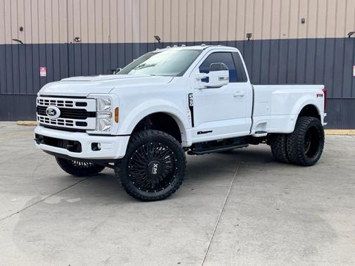 White 2026 Ford F-450 DUTY