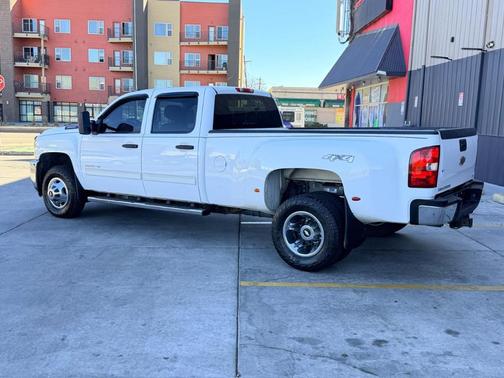 White 2011 Chevrolet Silverado 3500 LT