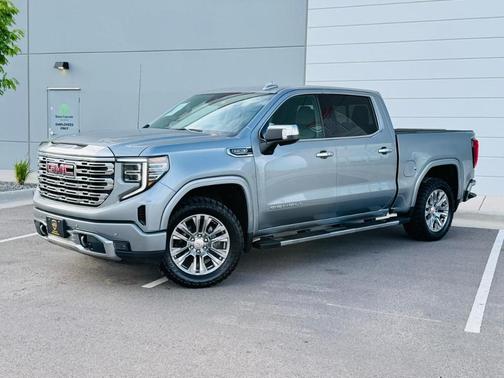 Gray 2023 GMC Sierra 1500 Denali