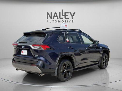 2020 Toyota RAV4 Hybrid SE