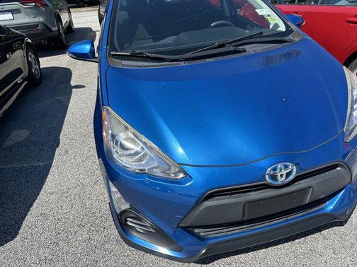 2017 Toyota Prius c Three
