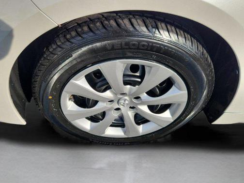 2023 Toyota Corolla Hybrid SE