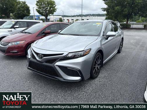 2024 Toyota Camry SE