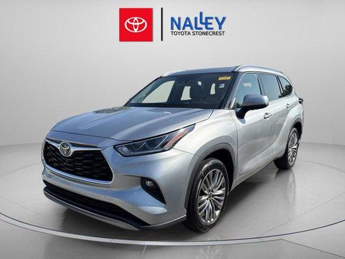 2022 Toyota Highlander Platinum