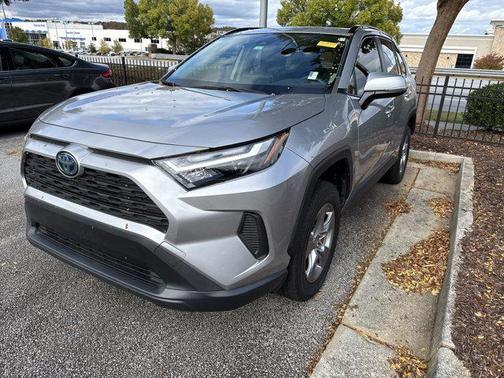 2023 Toyota RAV4 Hybrid XLE