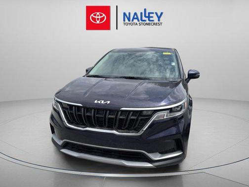 2023 Kia Carnival LX
