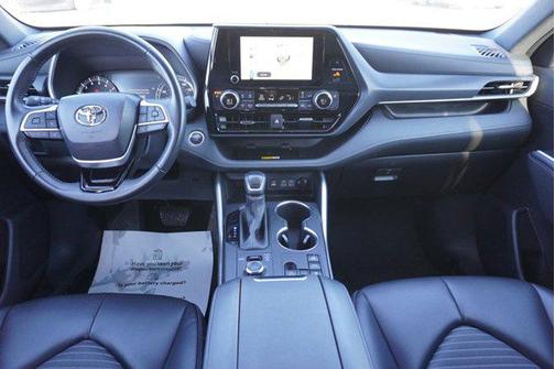 2024 Toyota Highlander XSE
