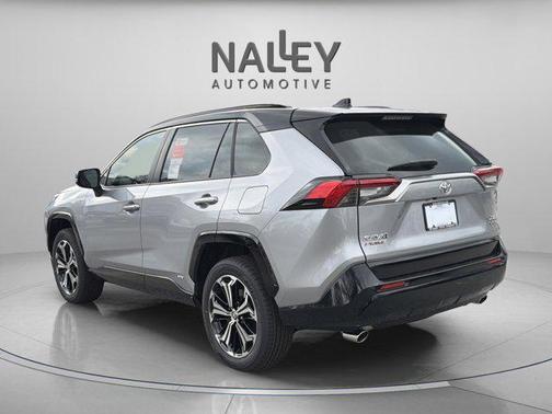 2025 Toyota RAV4 Hybrid SE