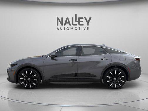 2024 Toyota Crown Platinum