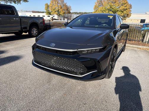 2024 Toyota Crown Platinum