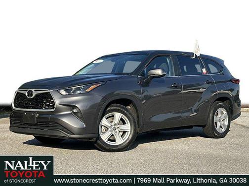 2023 Toyota Highlander LE