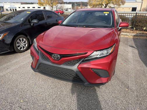 2020 Toyota Camry SE