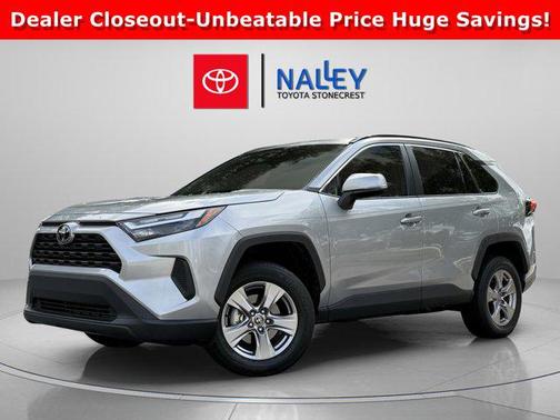 2022 Toyota RAV4 XLE