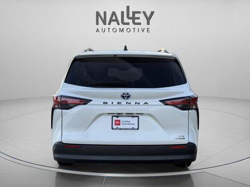 2021 Toyota Sienna XLE 7 Passenger