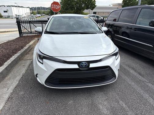 2024 Toyota Corolla Hybrid LE
