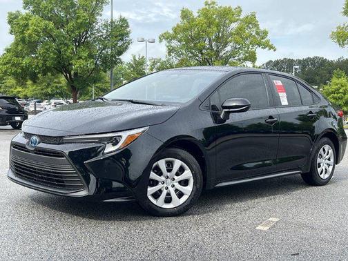 2025 Toyota Corolla Hybrid LE