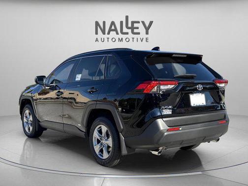 2025 Toyota RAV4 Hybrid SE