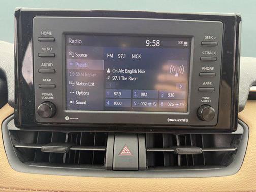 2022 Toyota RAV4 Hybrid LE