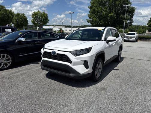 2022 Toyota RAV4 Hybrid LE