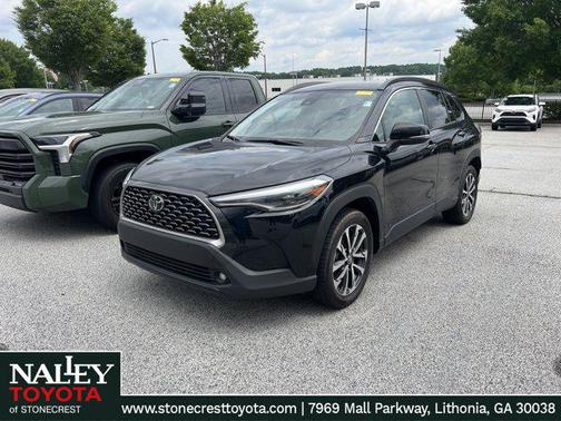 2022 Toyota Corolla Cross XLE