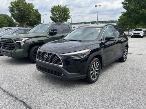 2022 Toyota Corolla Cross XLE