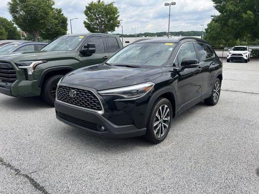 2022 Toyota Corolla Cross XLE