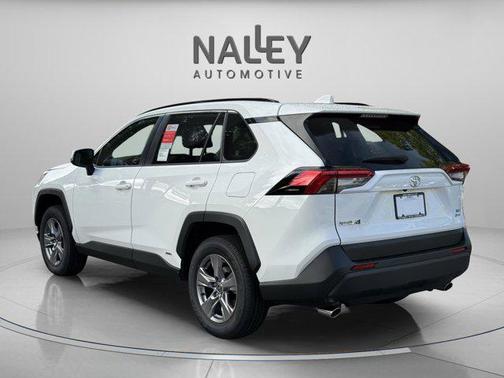 2025 Toyota RAV4 Hybrid XLE