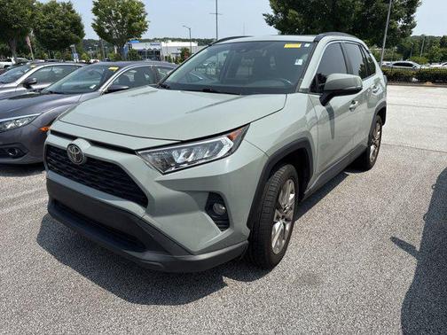 2020 Toyota RAV4 XLE Premium