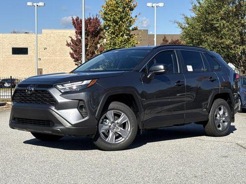 2025 Toyota RAV4 Hybrid SE