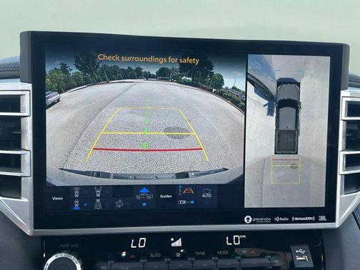 2022 Toyota Tundra Platinum