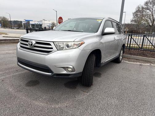 2013 Toyota Highlander SE