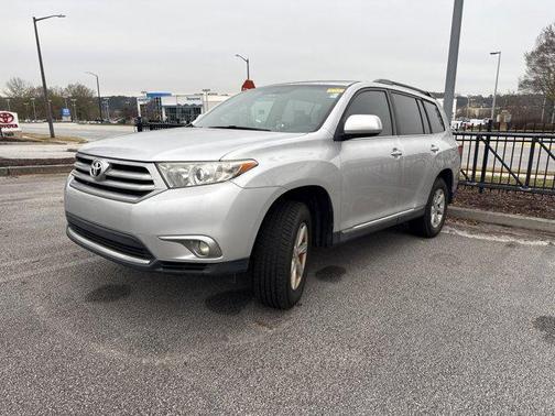 2013 Toyota Highlander SE