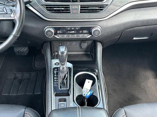 2023 Nissan Altima 2.5 SL