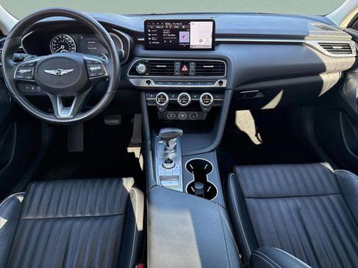 2022 Genesis G70 2.0T AWD