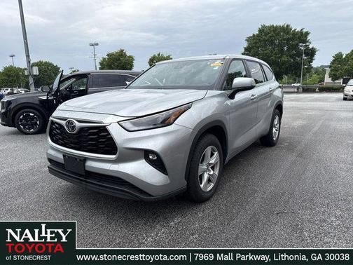 2023 Toyota Highlander LE