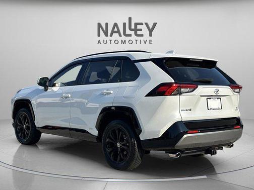 2025 Toyota RAV4 Hybrid SE