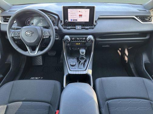 2025 Toyota RAV4 Hybrid SE