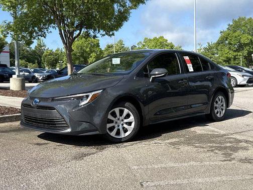 2025 Toyota Corolla Hybrid LE