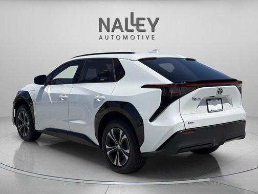 2025 Toyota bZ4X XLE