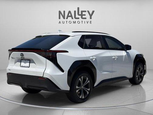 2025 Toyota bZ4X XLE