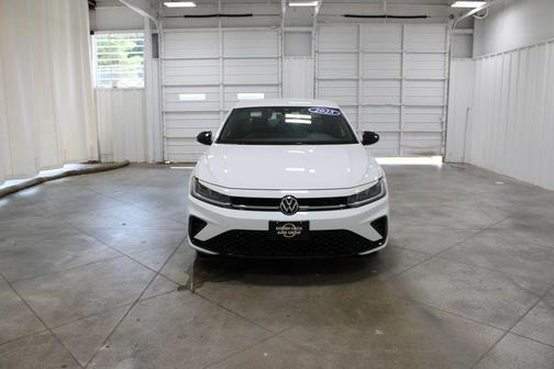 Pyrite Silver Metallic 2025 Volkswagen Jetta 1.5T Sport