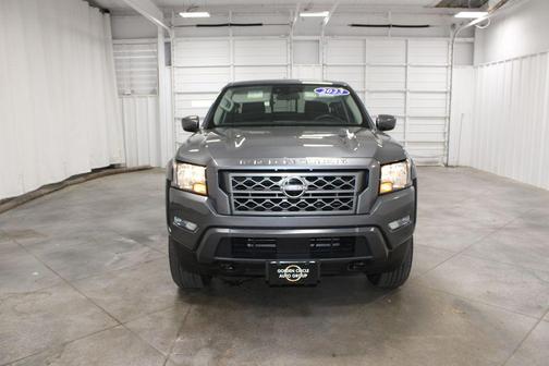 Gun Metallic 2023 Nissan Frontier SV