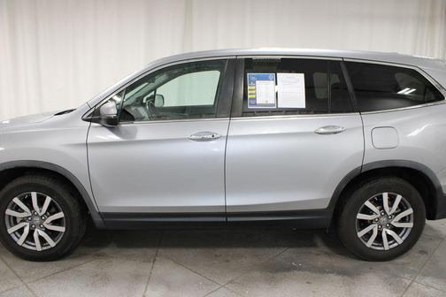 Lunar Silver Metallic 2020 Honda Pilot 2WD EX-L