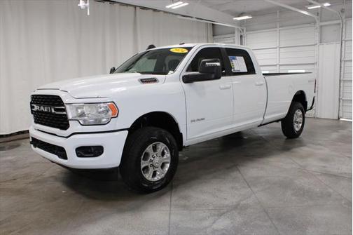2024 RAM 3500 Big Horn Crew Cab 4x4 8' Box