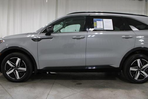 Wolf Gray 2022 Kia Sorento EX