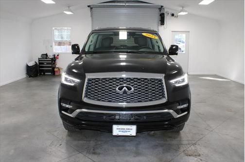 2023 INFINITI QX80 Luxe