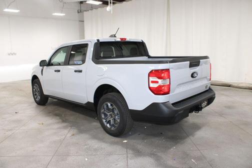 Space White Metallic 2026 Ford Maverick XLT