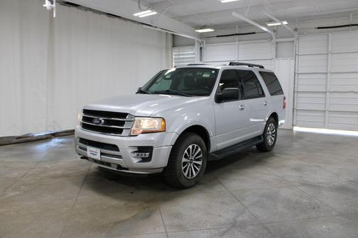Ingot Silver 2017 Ford Expedition XLT